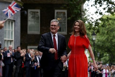 Meet Victoria Starmer, wife of new British Prime Minister Keir .